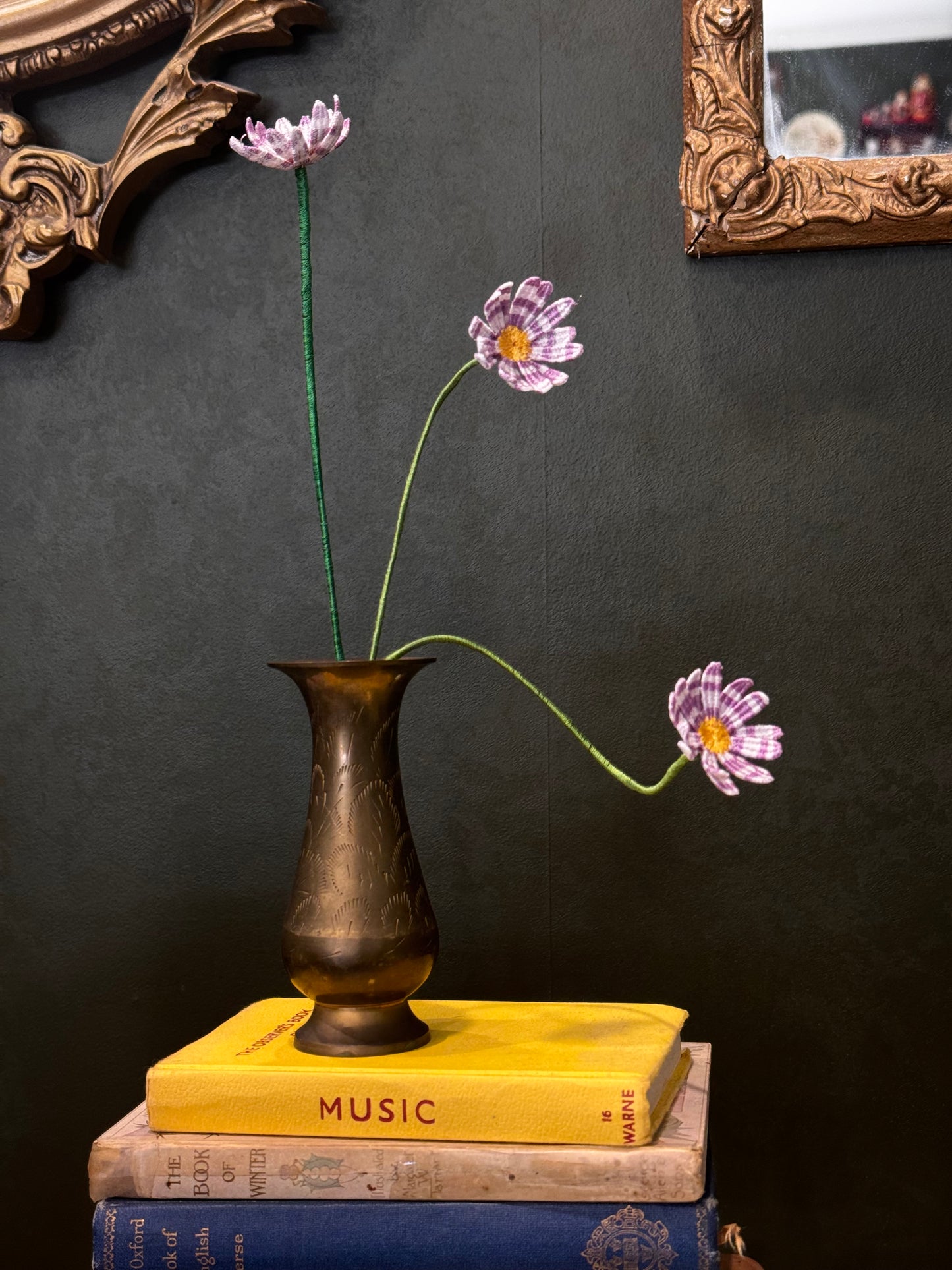 Wonder Daisy Vase
