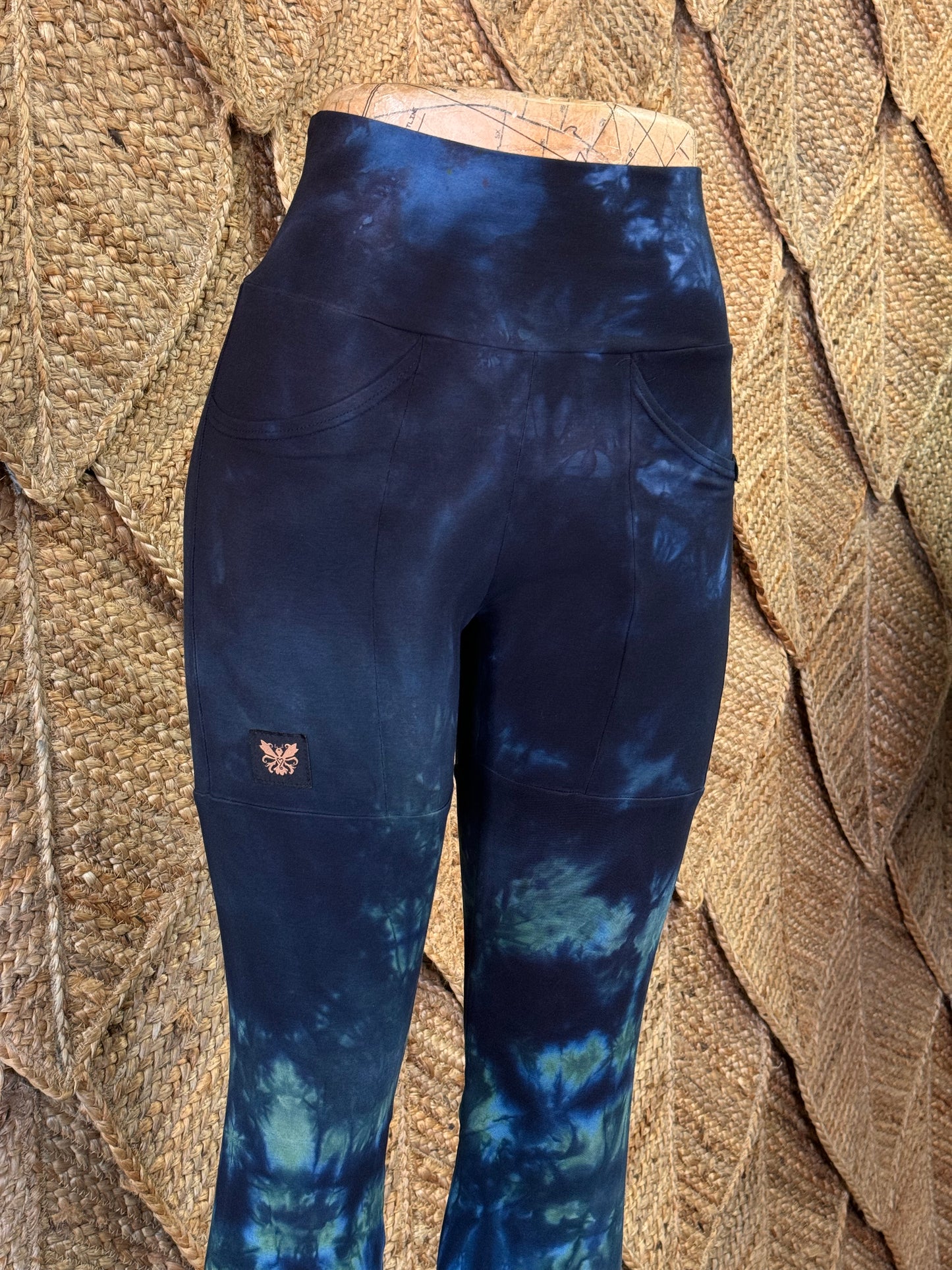 Moonlake Bellbird Leggings