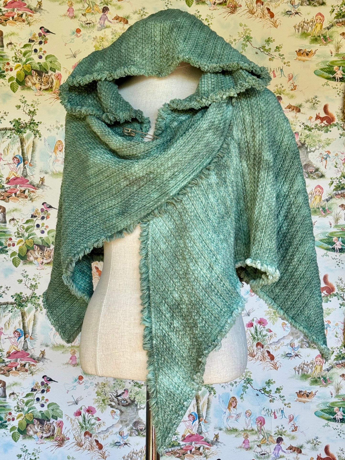 Snowdrop Halfling Cape