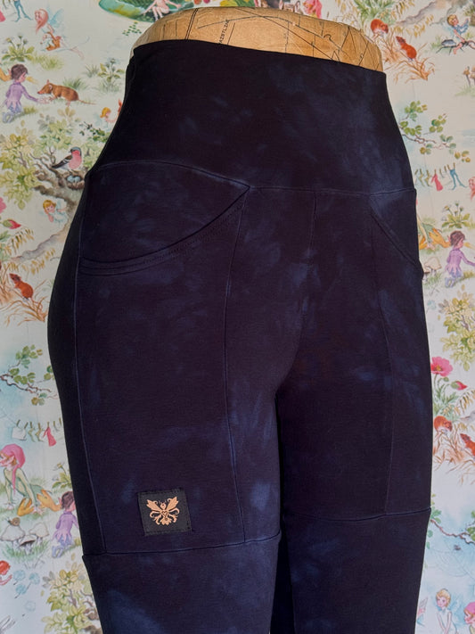 Nightmage Bellbird Leggings
