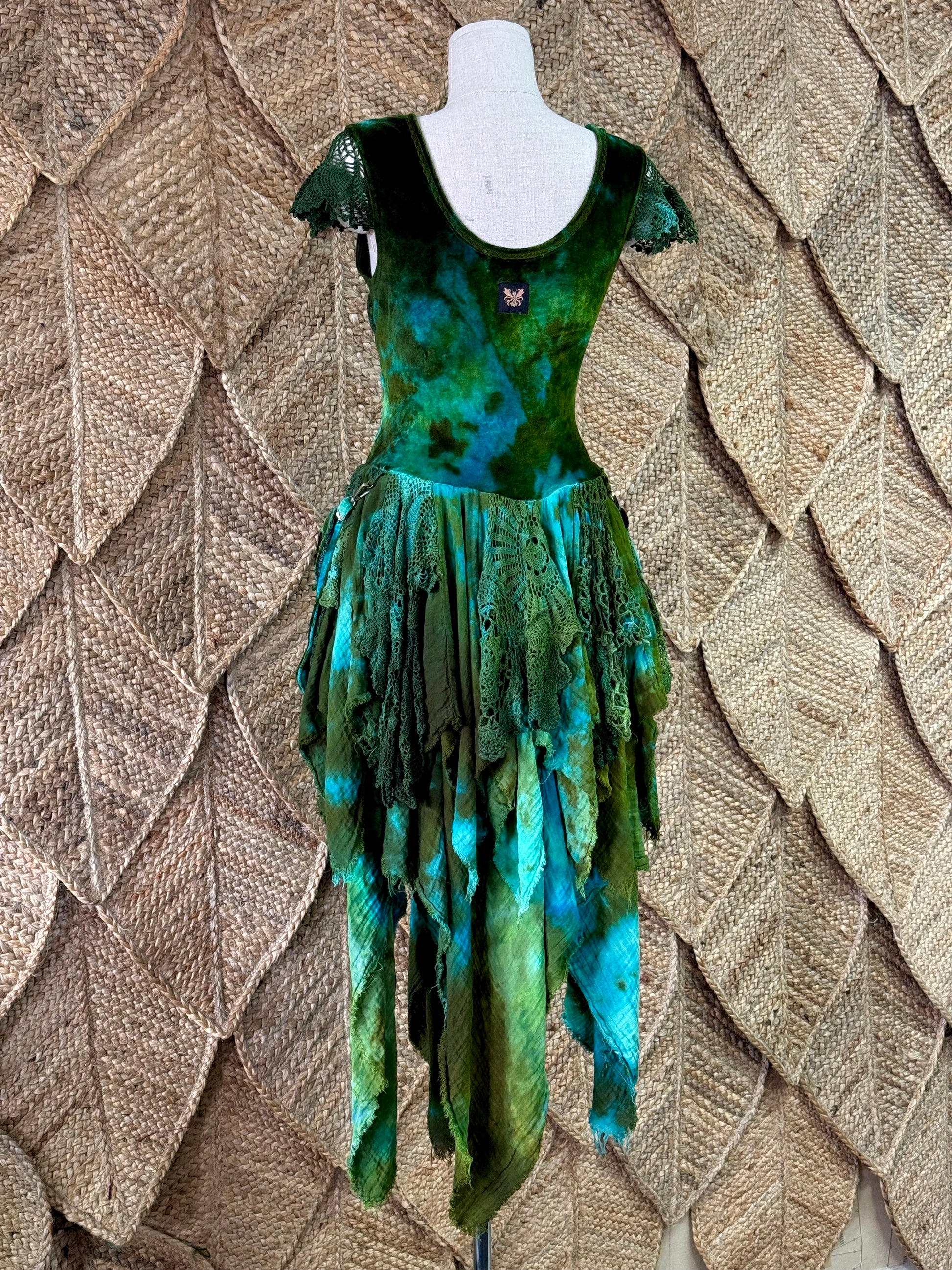 Wildcrafted Parea Dress (M) Hazelmage Wildcrafted Parea Dress (M) Hazelmage