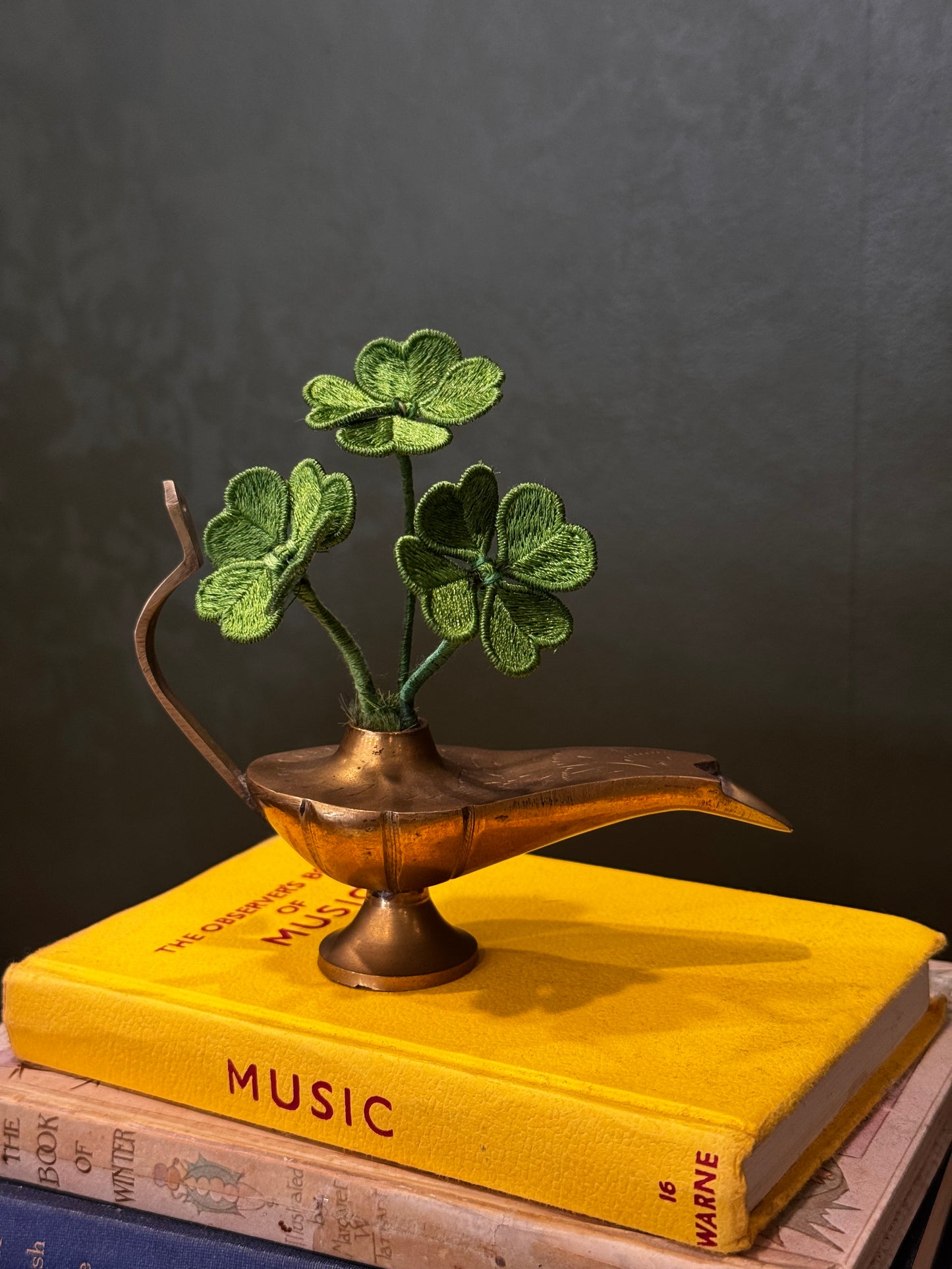 3 Wishes Clover lamp