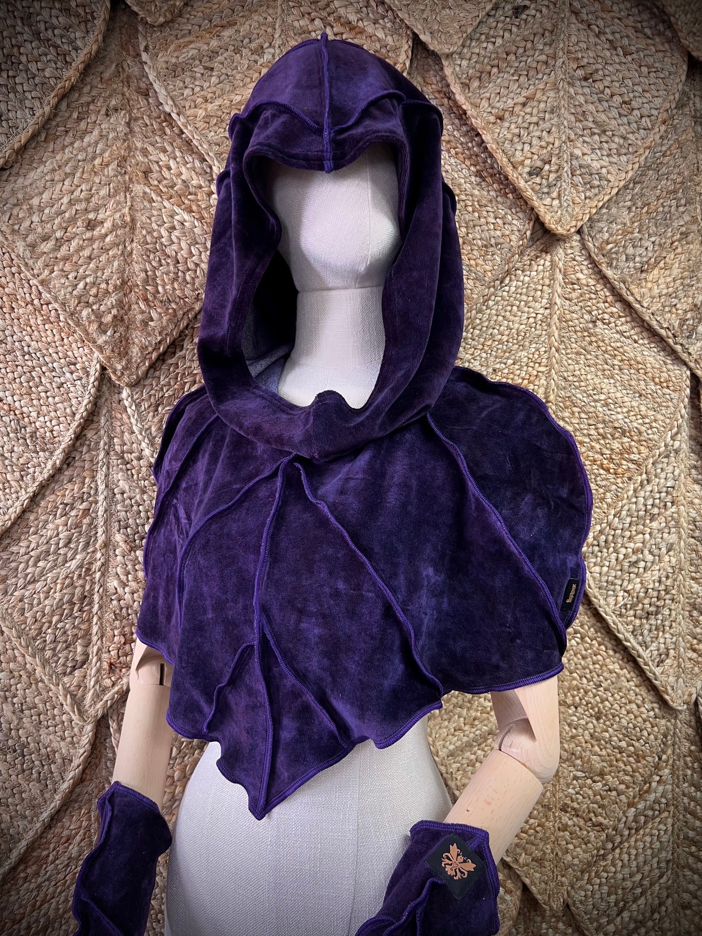 OOAK Leafae Poncho Set