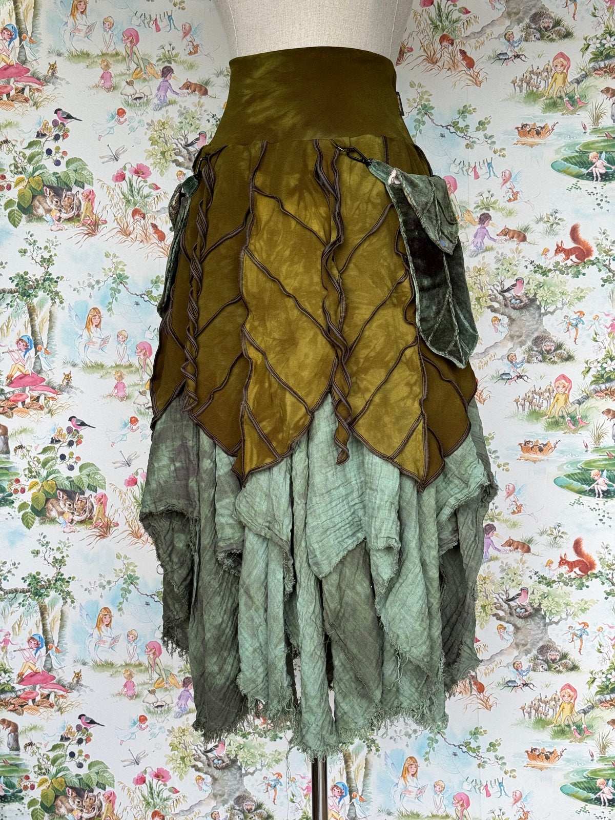 Zinnia Faepetal Skirt