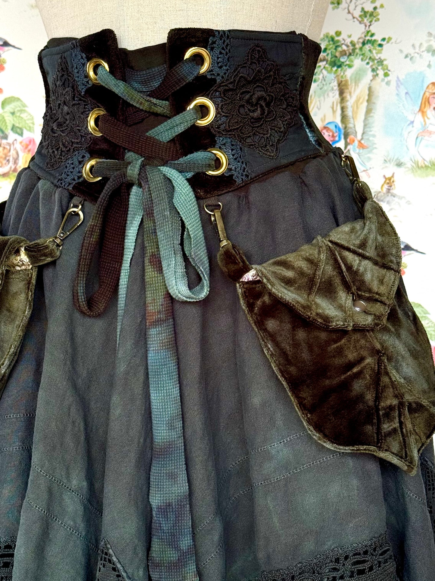 Wildcrafted Skirt (S/M)