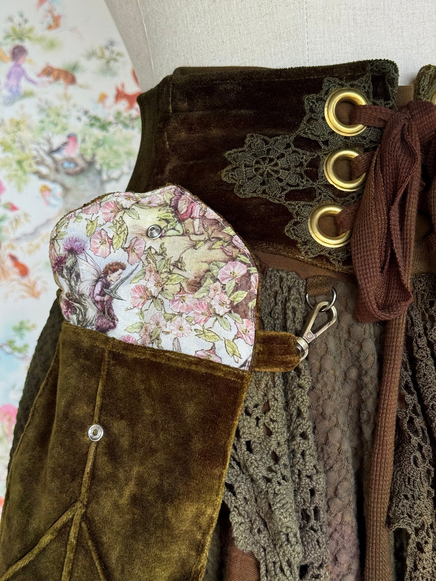 Wildcrafted Skirt (S/M)