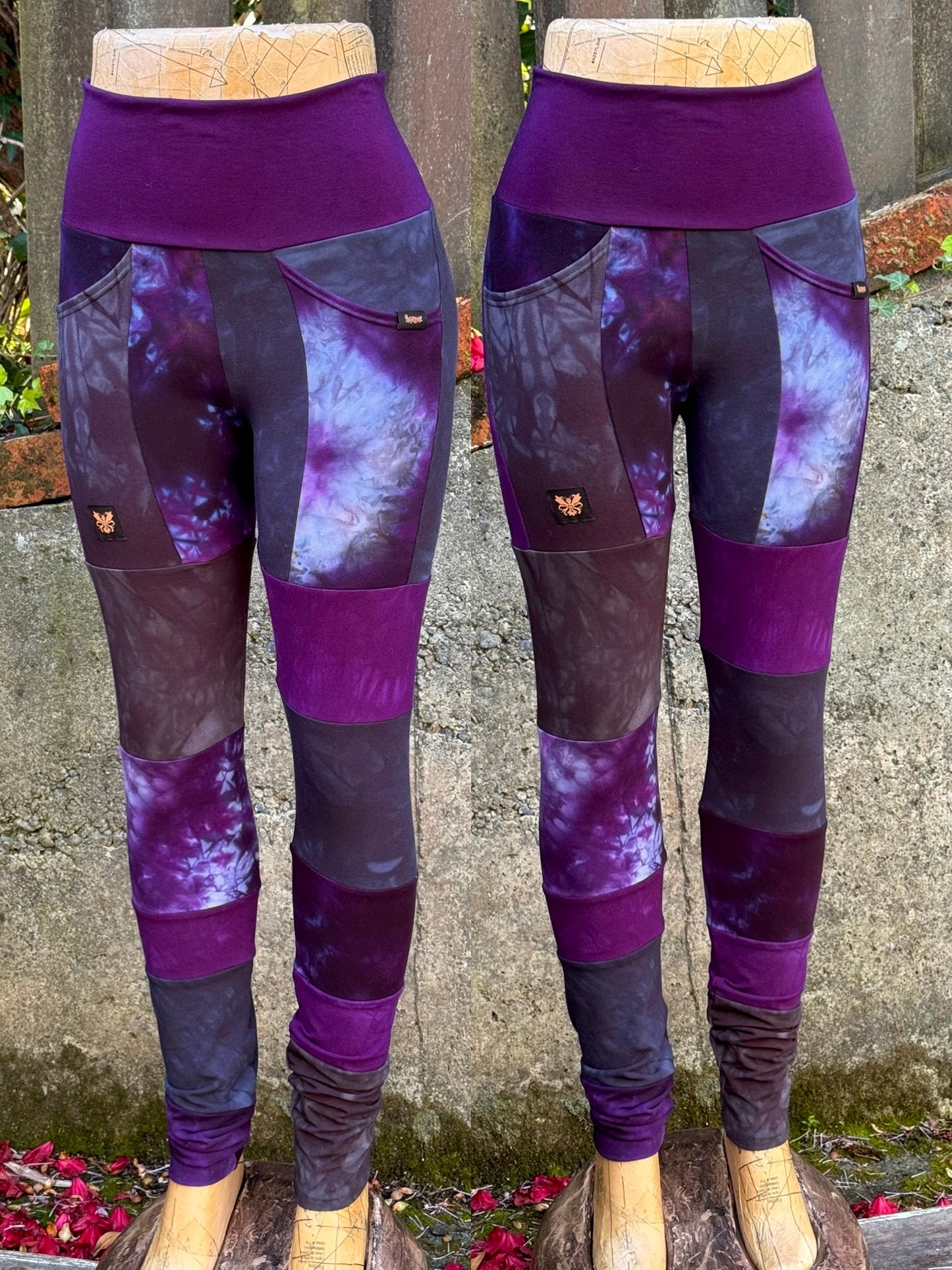 OOAK M/L Bellbird Leggings