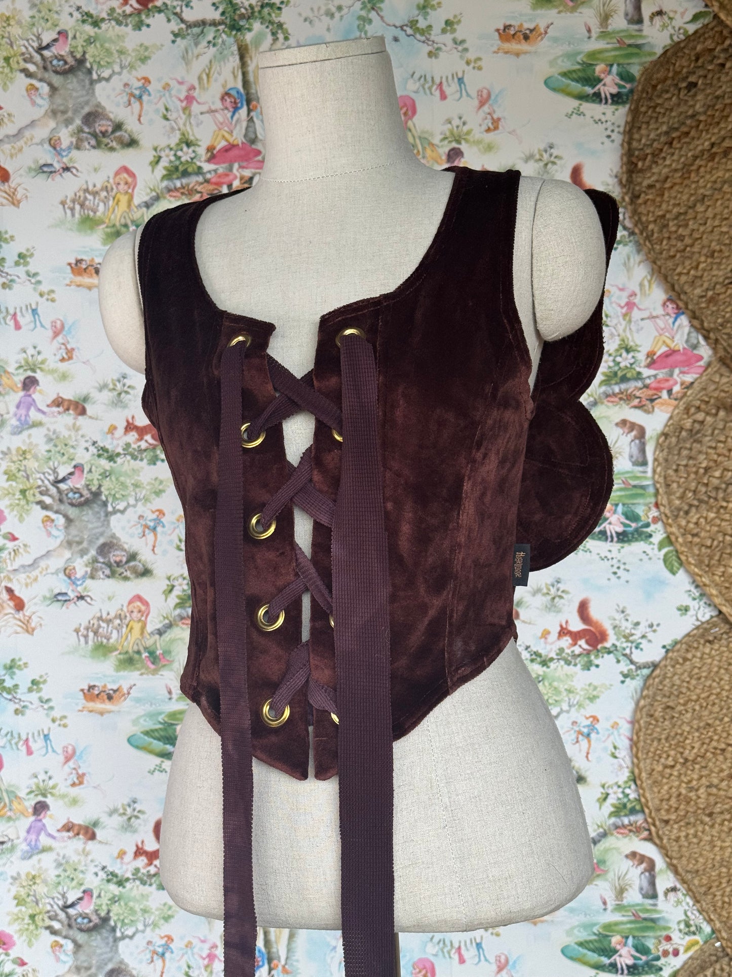 Thistle Faewing Vest