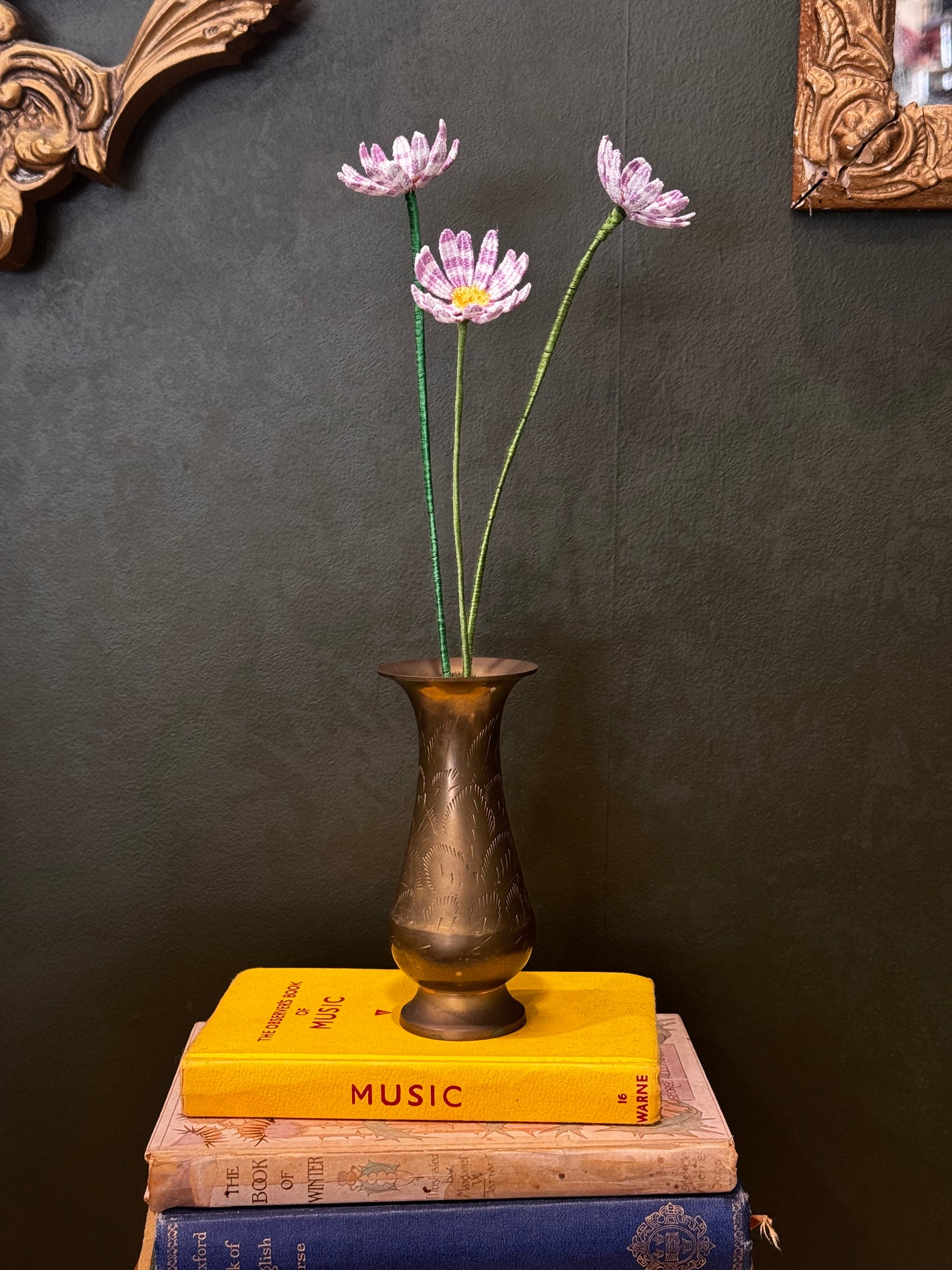 Wonder Daisy Vase