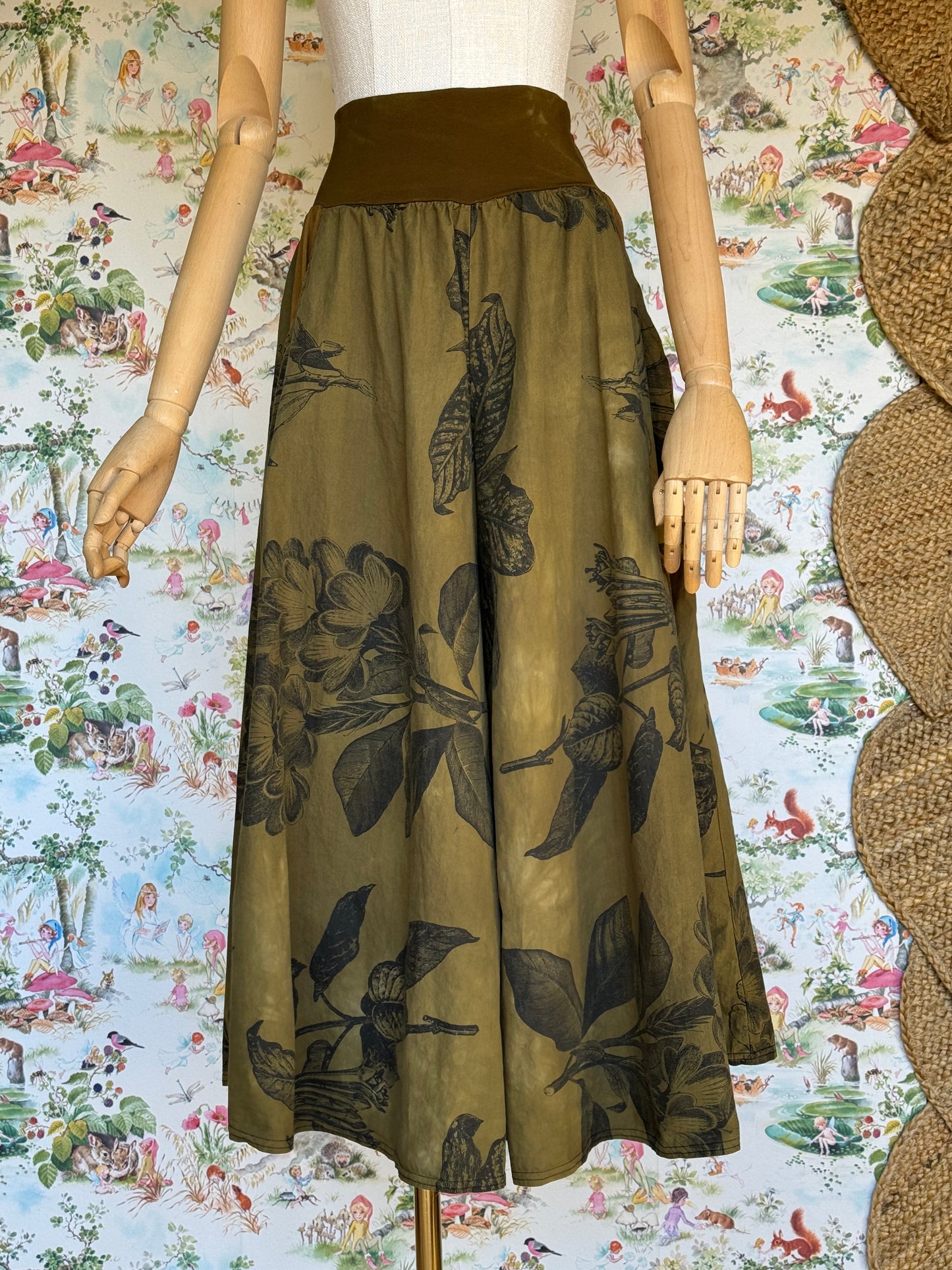 M/L Foraged Pixie Pants
