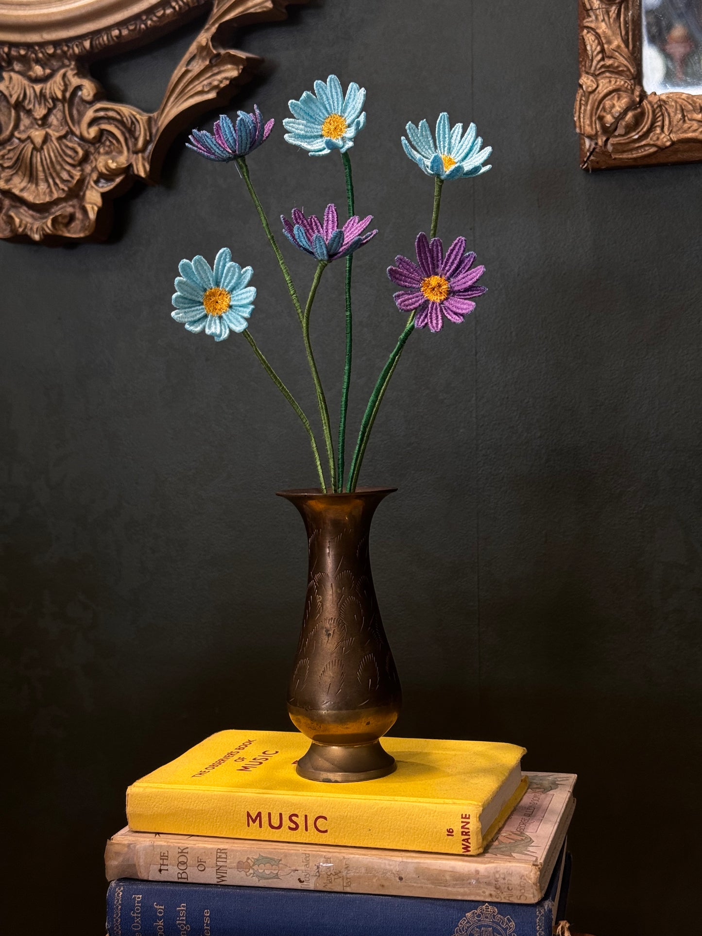 Wildflower Daisy Vase