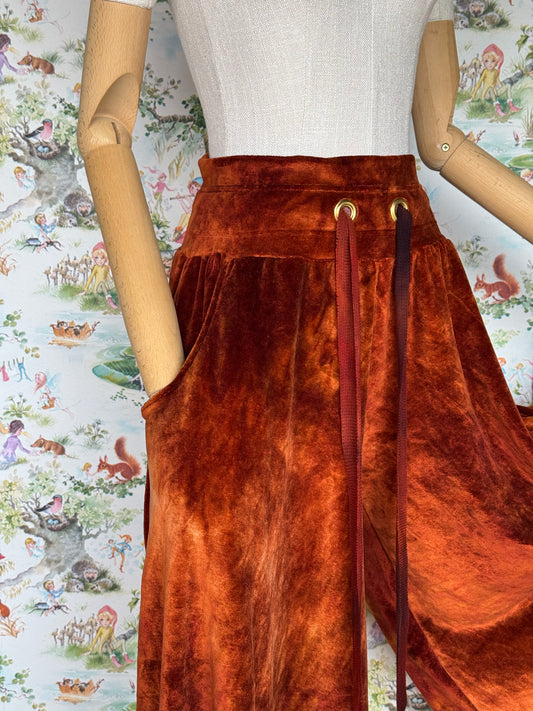 Rust Faelazzo Pants