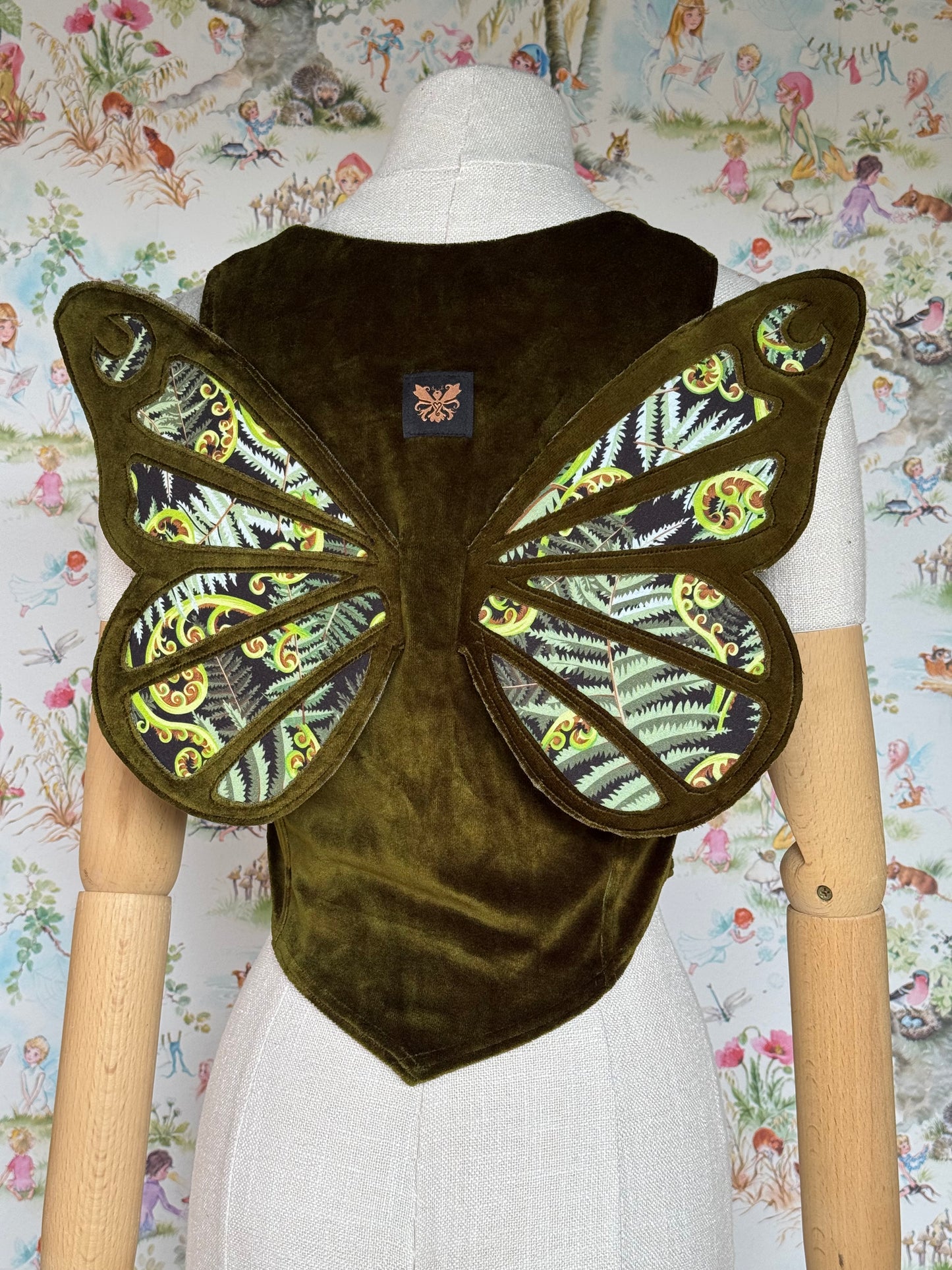 Frond Faewing Vest