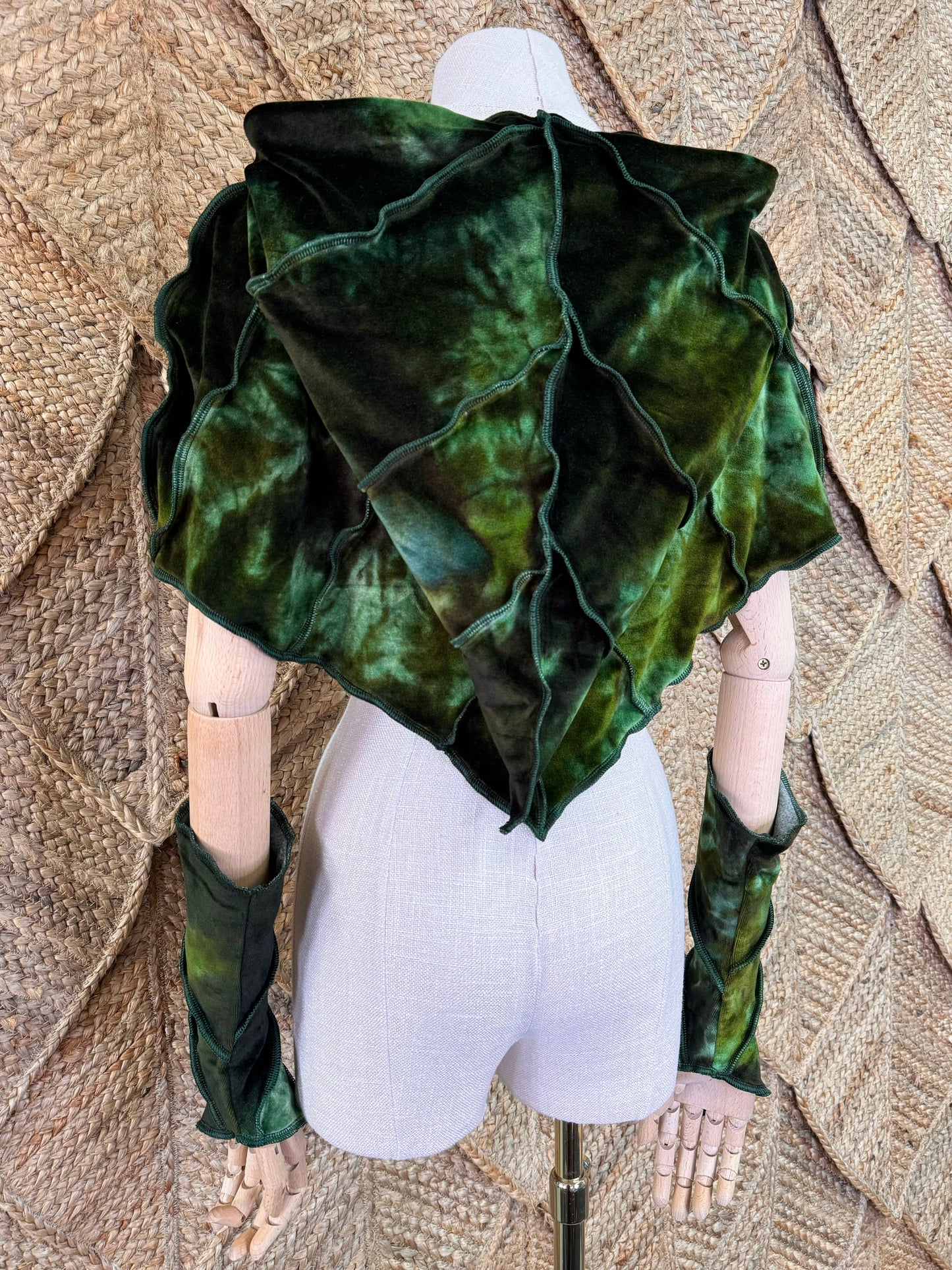 Ferngully Leafae Poncho Set