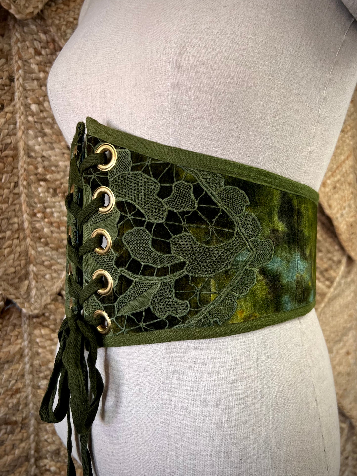 XL - XXL Corset Pixie Belt