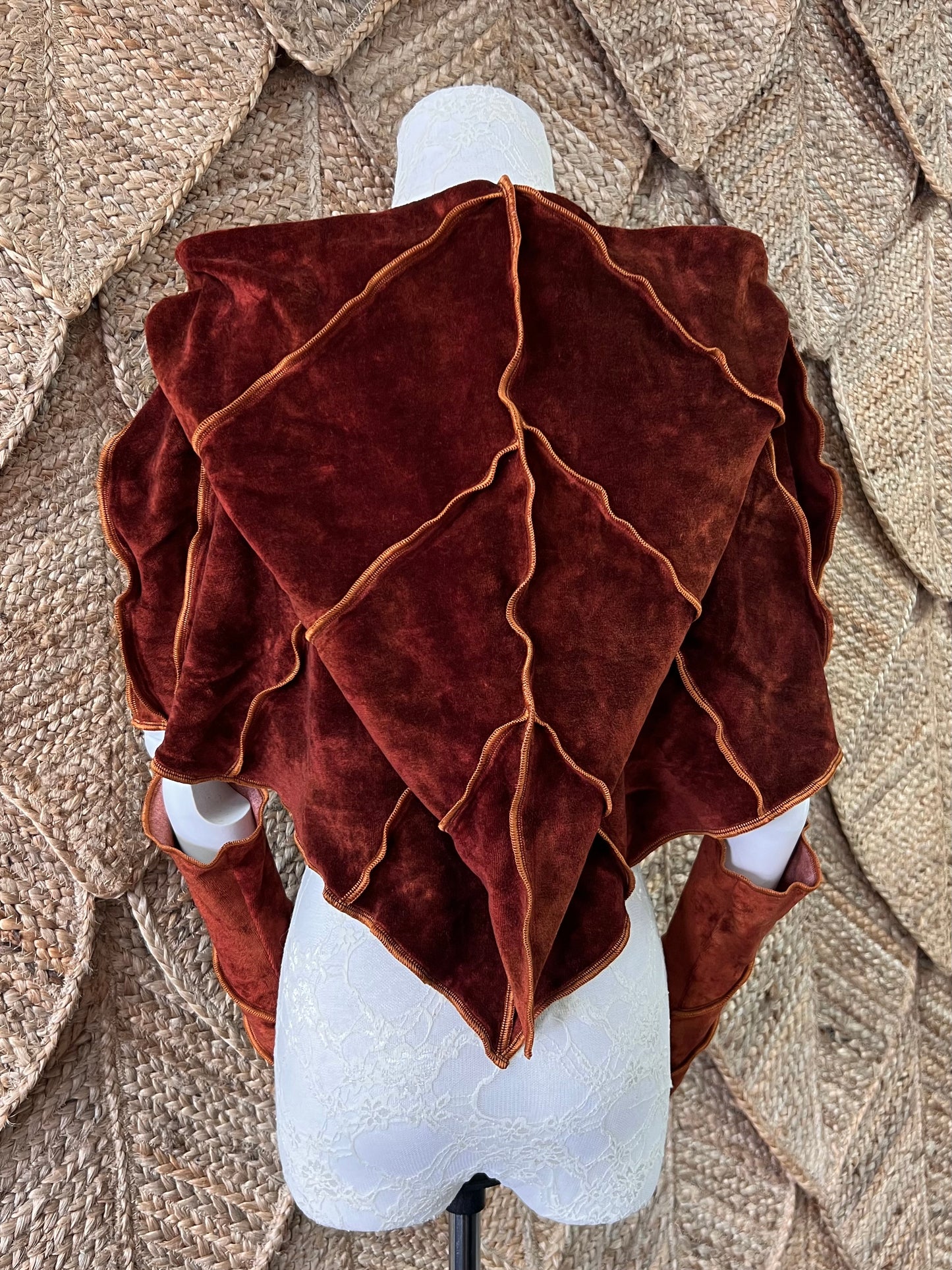 Rust Leafae Poncho Set