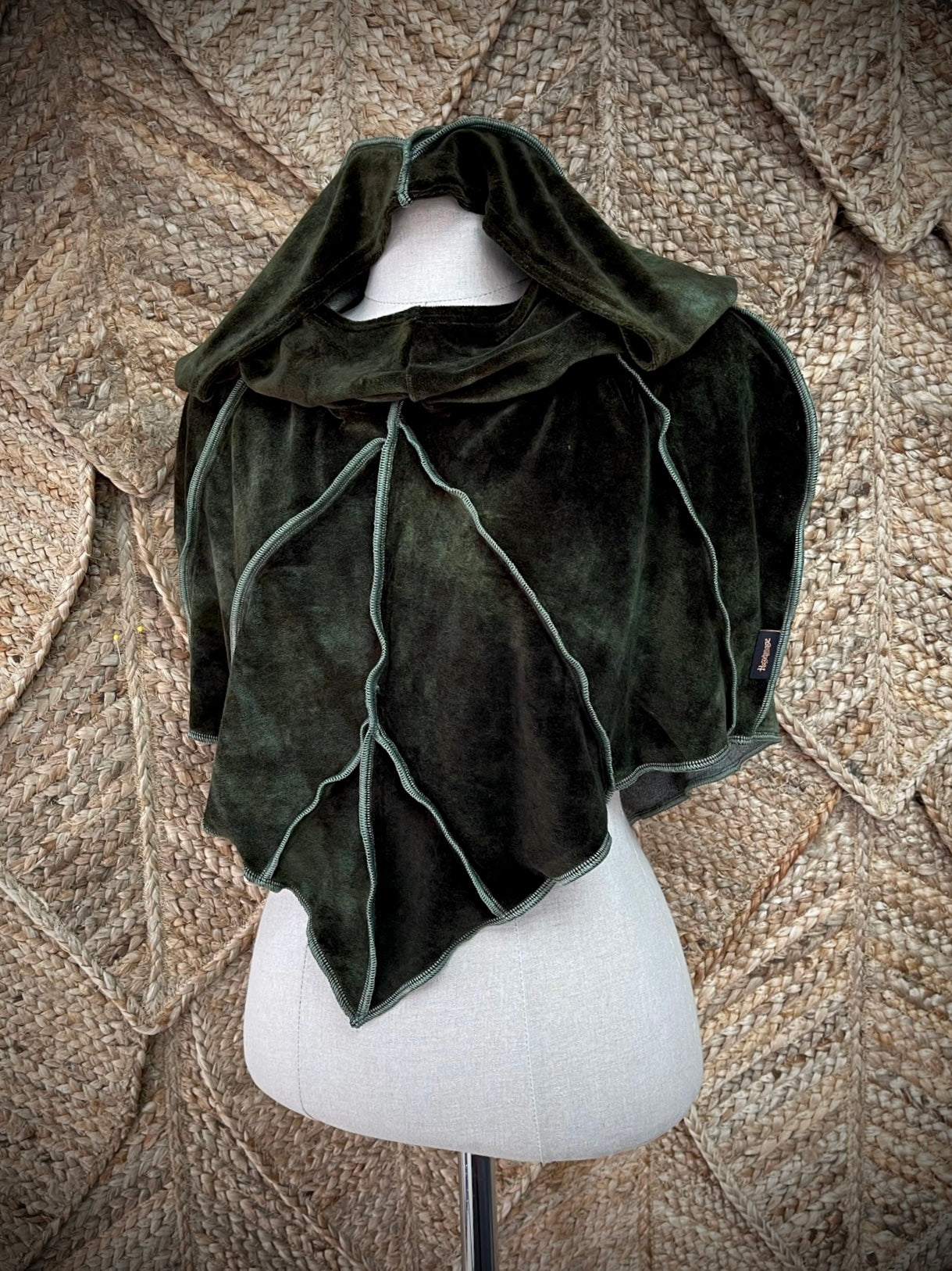 Moss Mountain Leafae Poncho