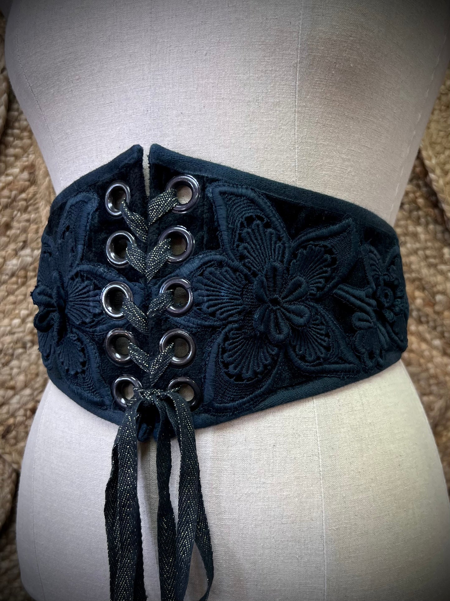 M-L Pixie Corset Belt