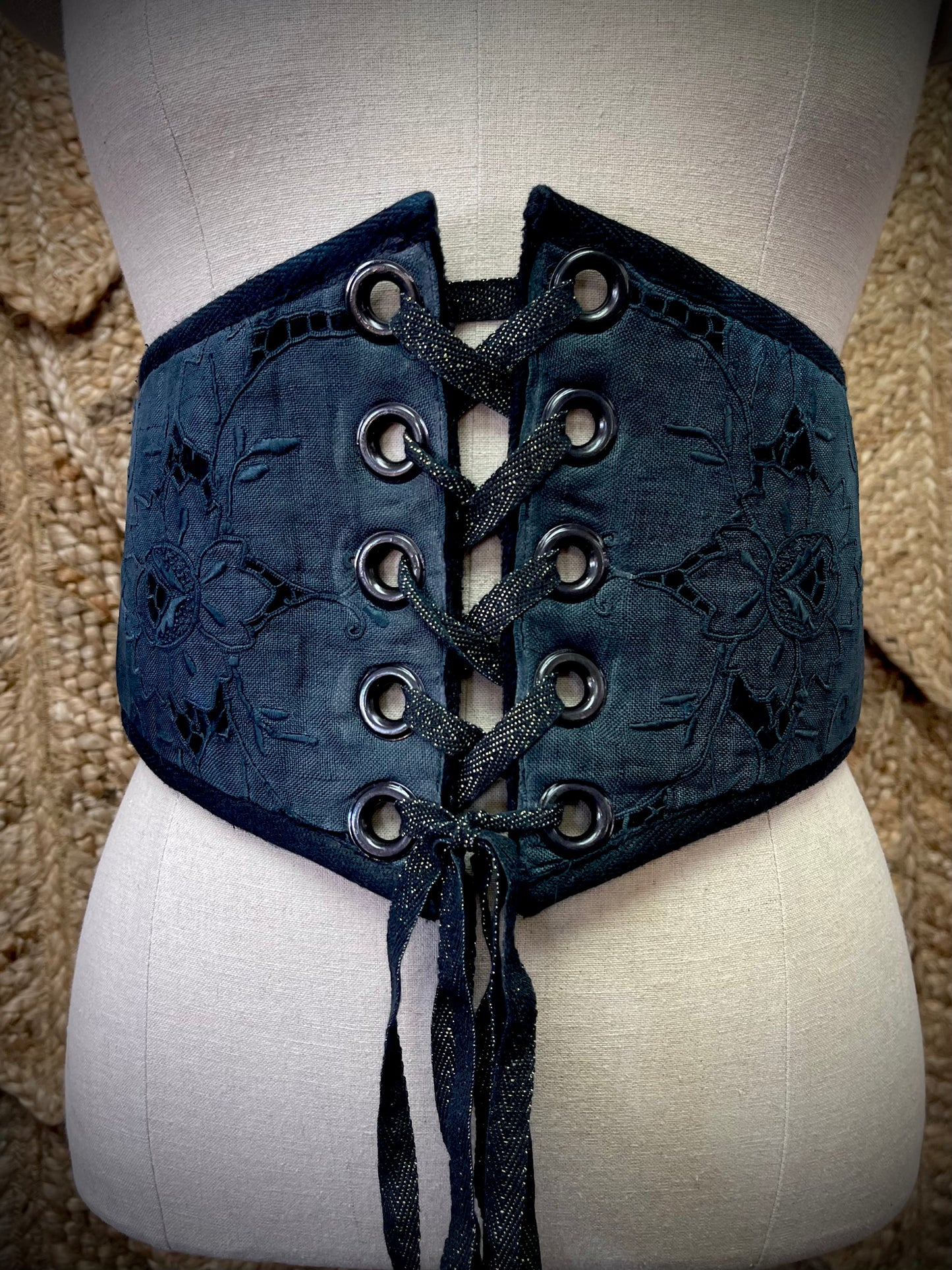 XL - XXL Corset Pixie Belt